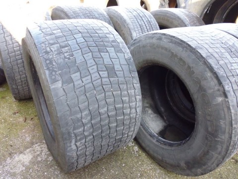 Super-Single 495/45 R 22.5 gebraucht bei HEBA - Reifen in Mistelbach bei Wels