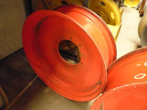 Fixfelge 10x32 bei HEBA-Reifen in Mistelbach bei Wels