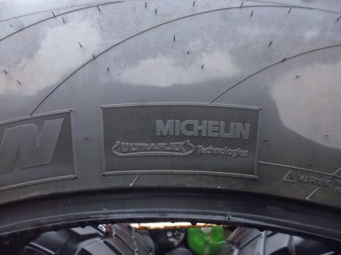 1 Stk. Michelin VF 480/80R46 bei HEBA-Reifen in Mistelbach bei Wels.